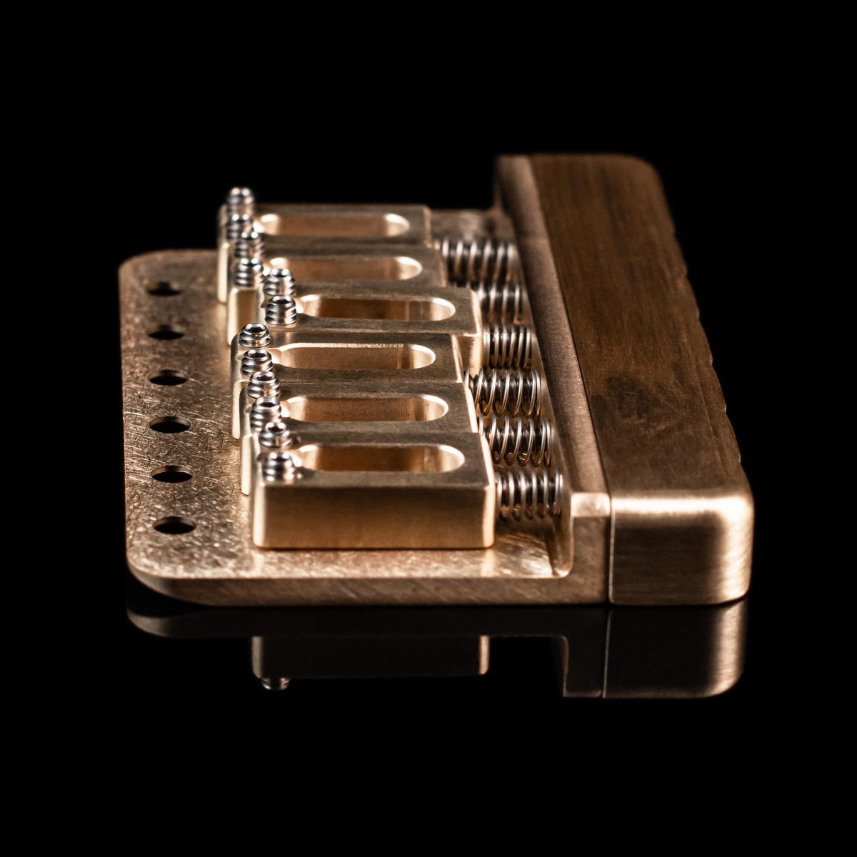 ⁦תוסף לגשר פנדר Killer Guitar Components - FAT BOTTOM - MIM⁩ – תמונה ⁦3⁩