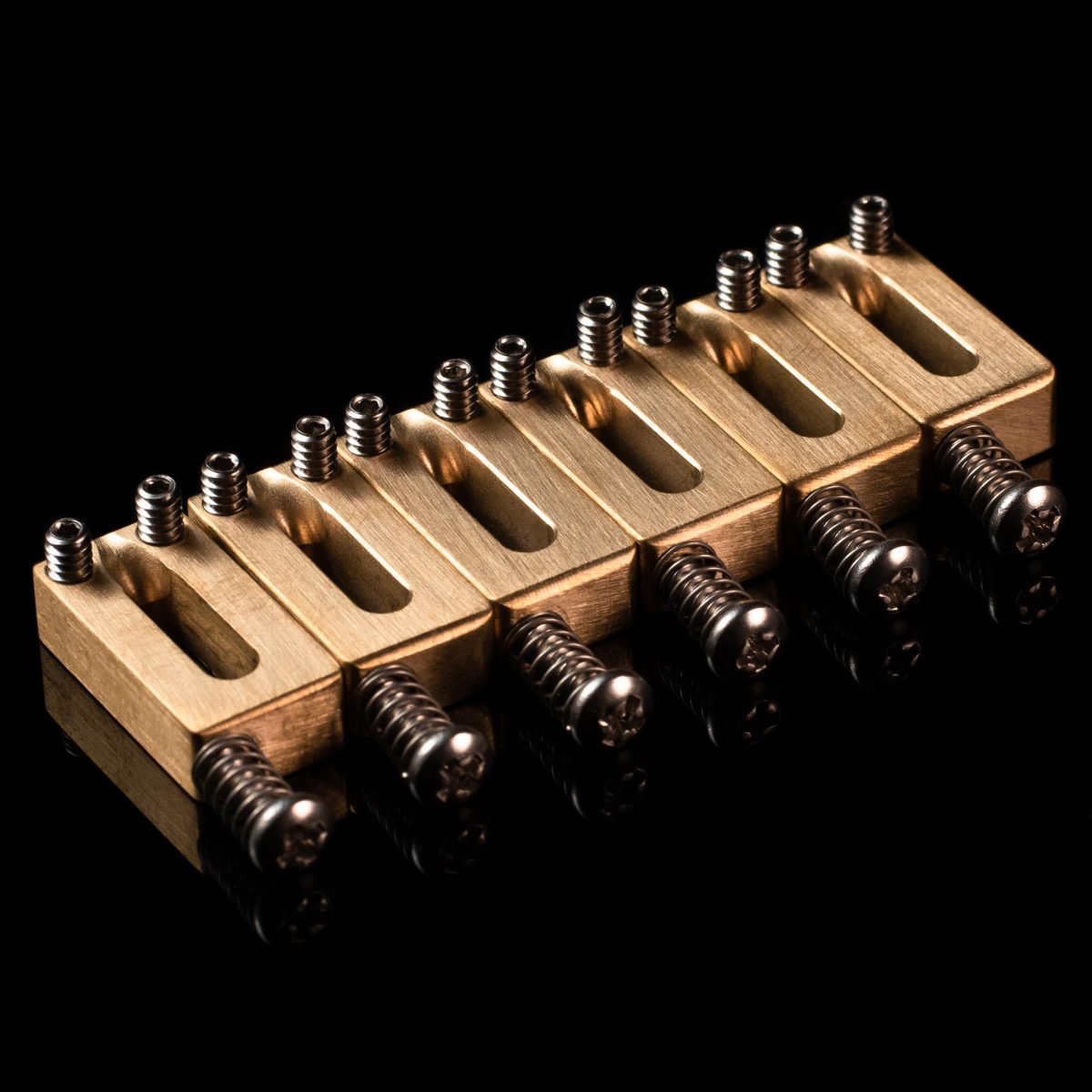 אוכפים לגיטרה חשמלית Killer Guitar Components - Killler Guitar Brass Saddles OFFSET 10.5mm