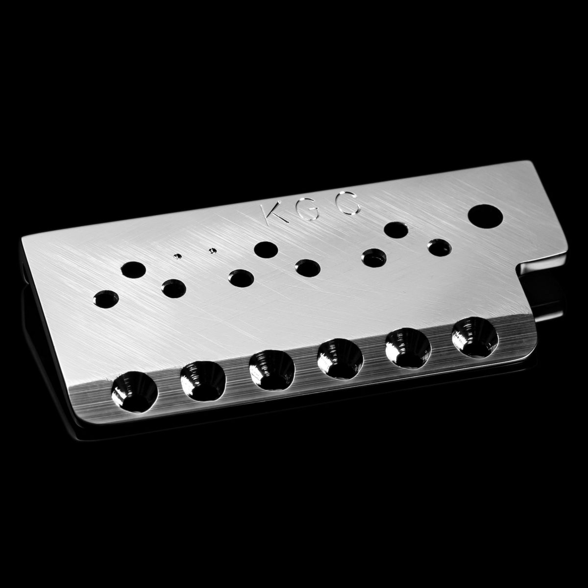 ⁦פלטה לגשר סטראט Killer Guitar Components Killer Brass CHROME Plate MIM - Stratocaster⁩ – תמונה ⁦2⁩