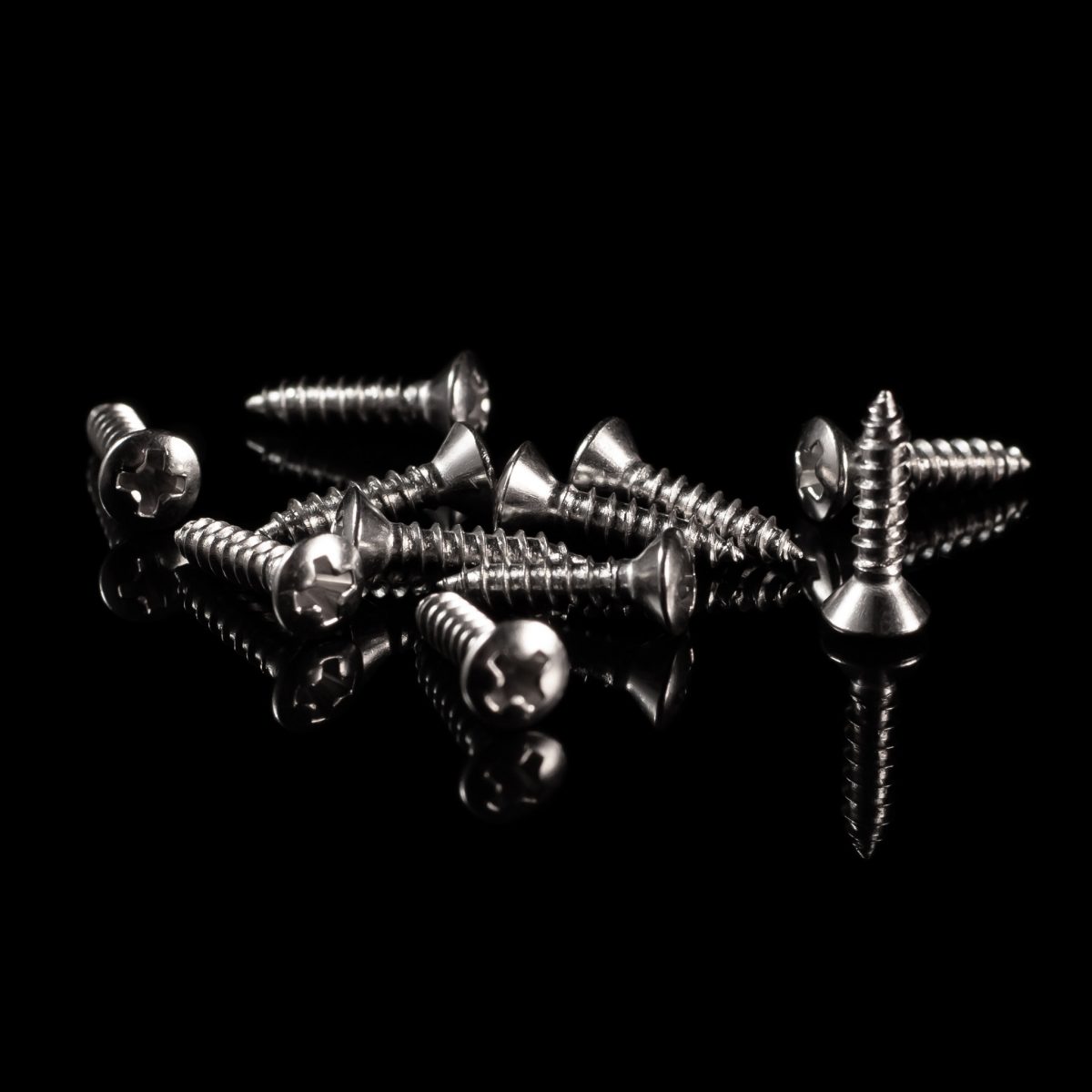 סט 20 ברגים לפיקגארד Nickel