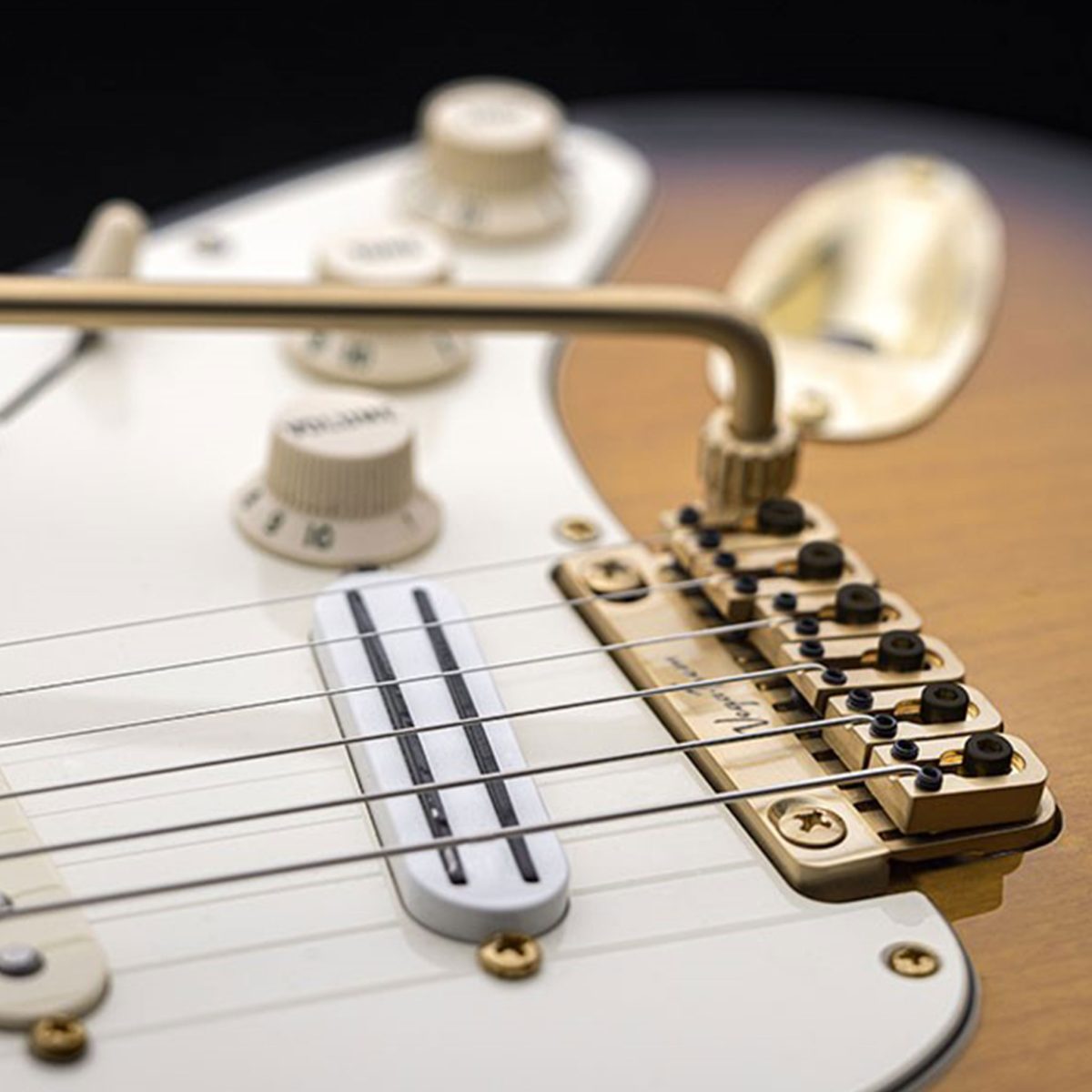 ⁦גשר לגיטרה חשמלית Vega Trem VT1 Ultratrem Standard Gold⁩ – תמונה ⁦6⁩